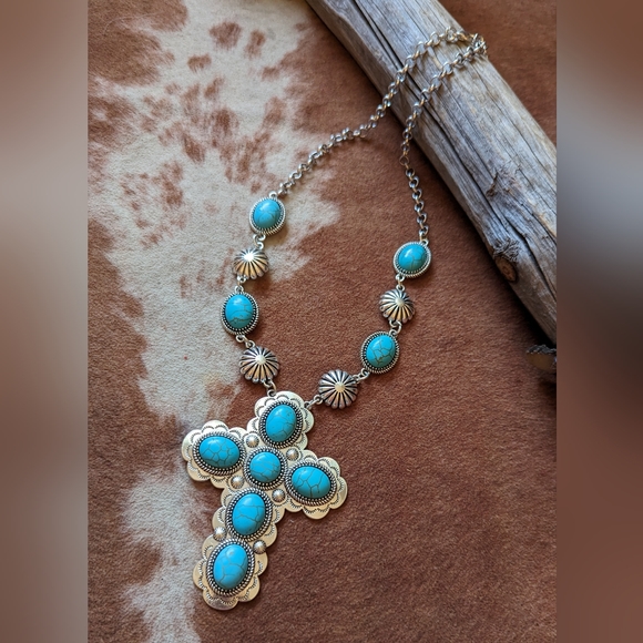 New Imitation Blue Turquoise Stone Cross Pendant Necklace - Picture 3 of 8